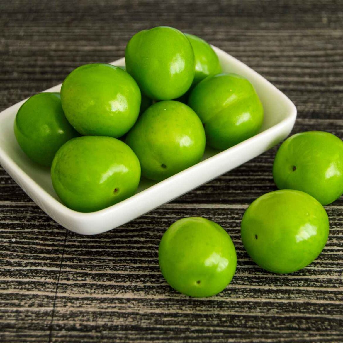 fruits that start with j